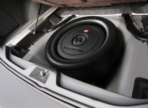 JBL BassPro Hub